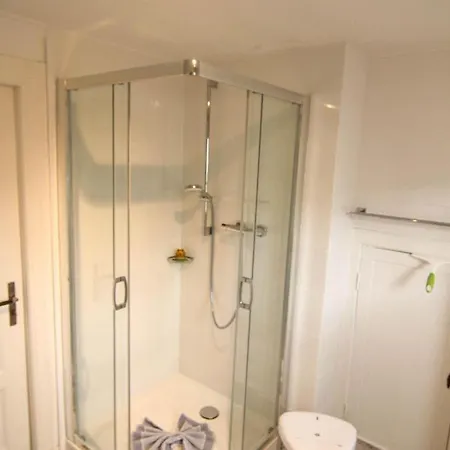 Apartment-isermann-1 *
